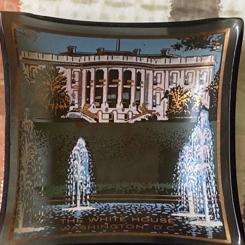 4 glassware containers with capital Washington DC images - Picture 2 of 7